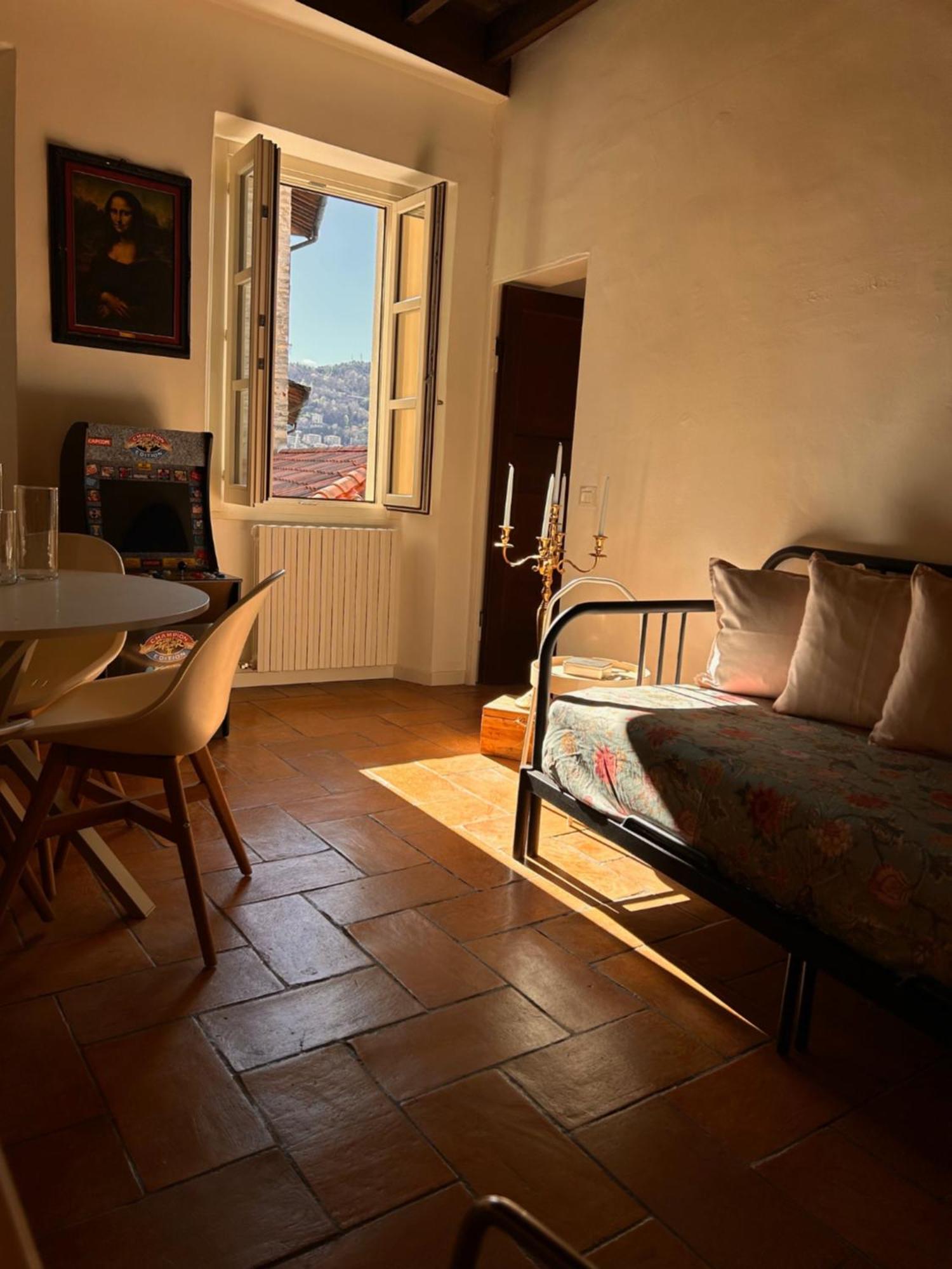 Casa Vacanze Viacoloniola37 Como Zewnętrze zdjęcie